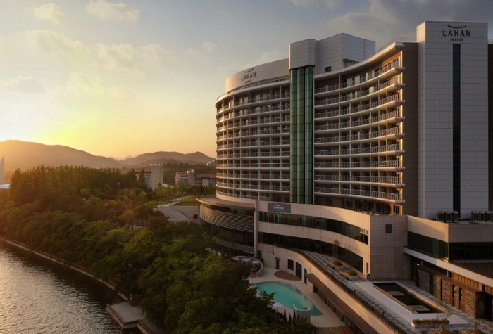 라한 셀렉트 경주